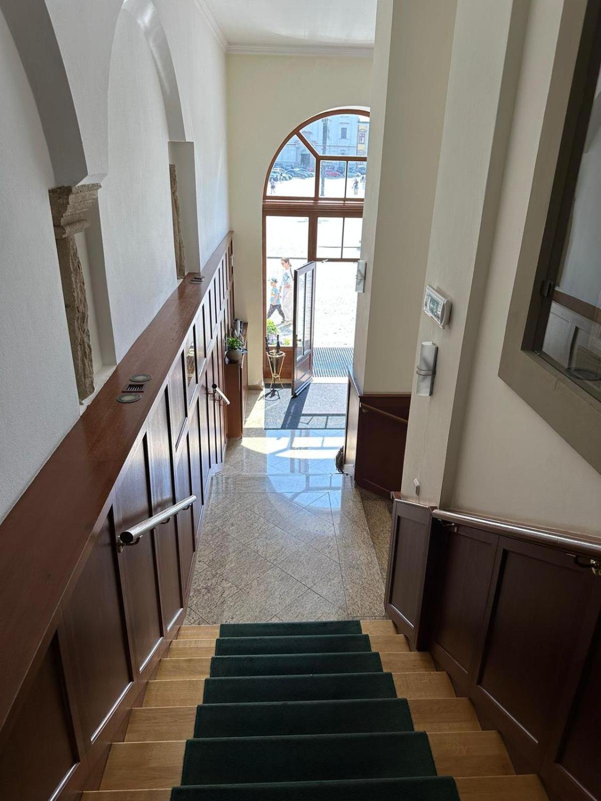 Hotel Slunce Uherské Hradiště Buitenkant foto