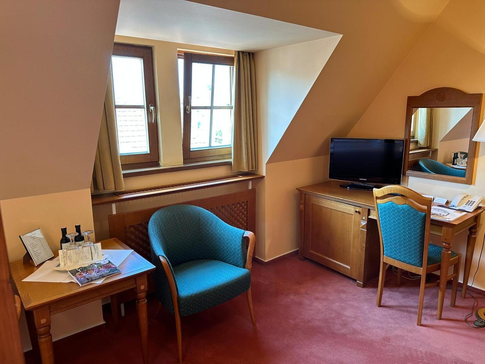 Hotel Slunce Uherské Hradiště Buitenkant foto