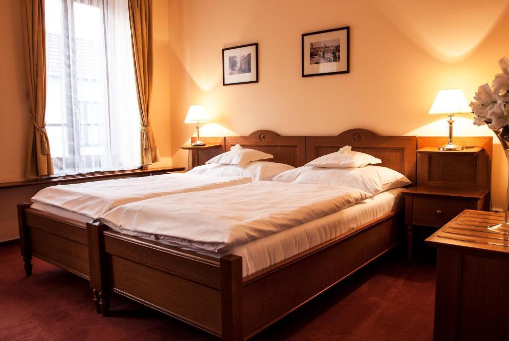 Hotel Slunce Uherské Hradiště Kamer foto